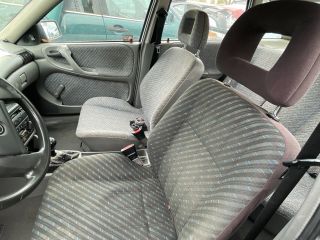 bontott OPEL ASTRA F Biztosítéktábla Doboz