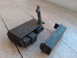 bontott OPEL ASTRA F Biztosítéktábla Utastér