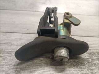 bontott OPEL ASTRA F Csomagtér Nyitó Kar / Gomb