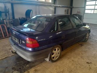 bontott OPEL ASTRA F Csomagtér Világítás