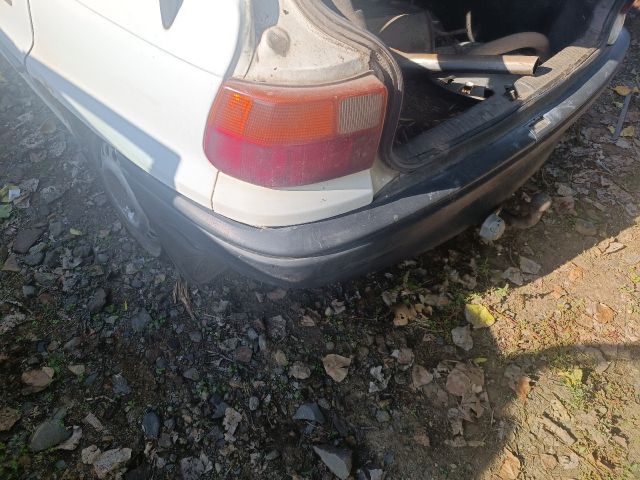 bontott OPEL ASTRA F Csomagtérajtó Burkolat Alsó