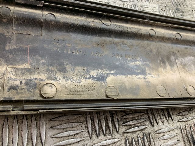 bontott OPEL ASTRA F Csomagtérajtó Díszléc