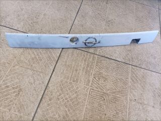 bontott OPEL ASTRA F Csomagtérajtó Díszléc