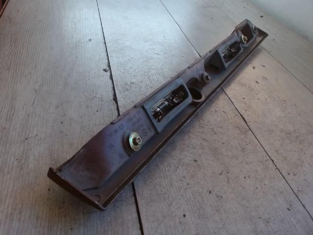 bontott OPEL ASTRA F Csomagtérajtó Díszléc