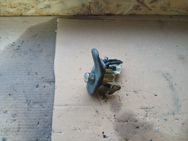 bontott OPEL ASTRA F Csomagtérajtó Kapcsoló