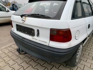 bontott OPEL ASTRA F Csomagtérajtó Kilincs