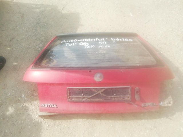 bontott OPEL ASTRA F Csomagtérajtó (Részeivel)