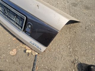 bontott OPEL ASTRA F Csomagtérajtó (Részeivel)