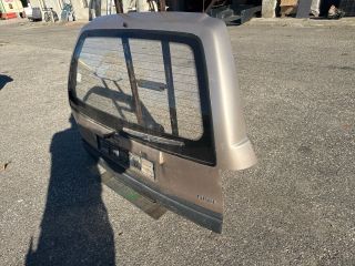 bontott OPEL ASTRA F Csomagtérajtó (Részeivel)