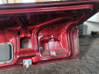 bontott OPEL ASTRA F Csomagtérajtó (Részeivel)