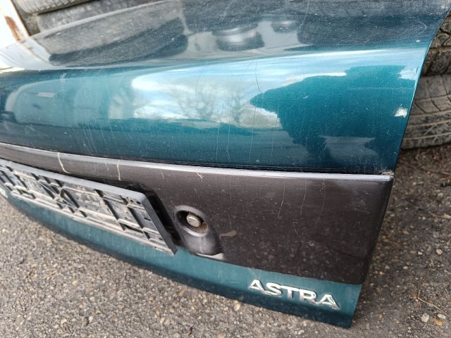 bontott OPEL ASTRA F Csomagtérajtó (Részeivel)