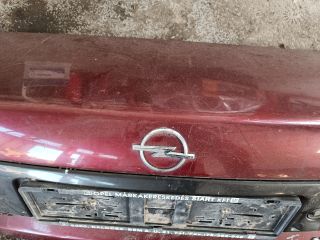 bontott OPEL ASTRA F Csomagtérajtó (Részeivel)