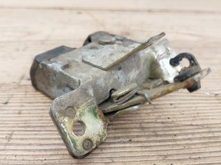 bontott OPEL ASTRA F Csomagtérajtó Zárszerkezet