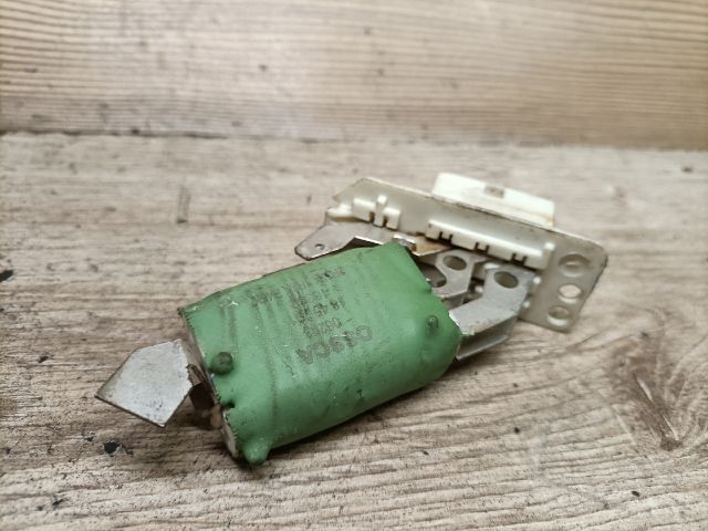 bontott OPEL ASTRA F Előtét Ellenállás Fűtőmotor