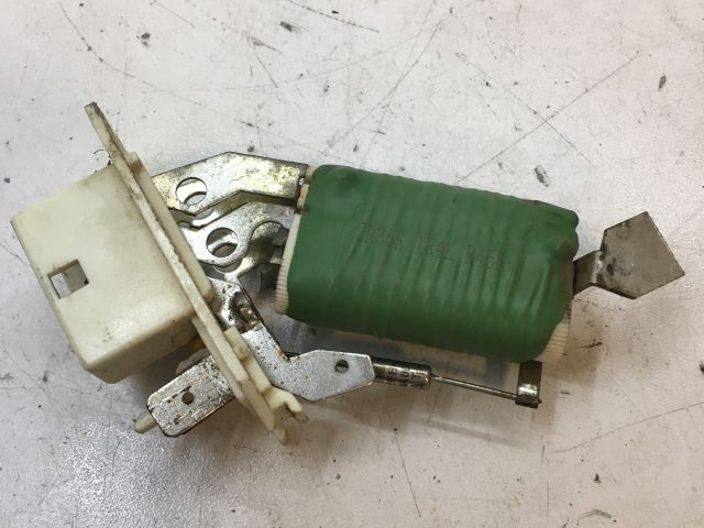 bontott OPEL ASTRA F Előtét Ellenállás Fűtőmotor