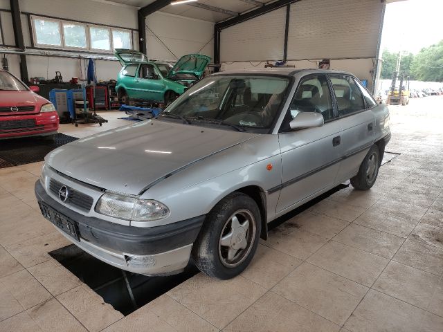 bontott OPEL ASTRA F Előtét Ellenállás Fűtőmotor