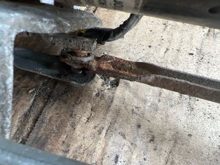 bontott OPEL ASTRA F Első Ablaktörlő Szerkezet Motorral