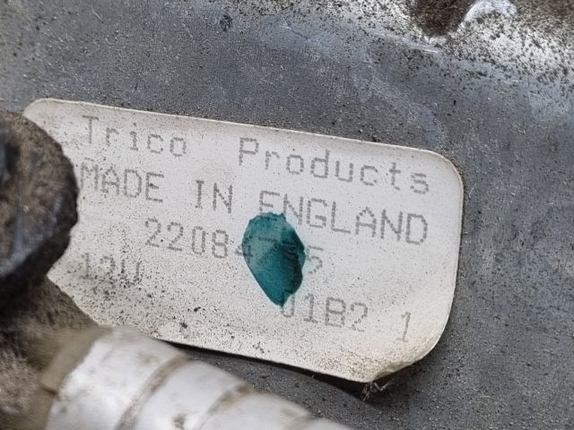 bontott OPEL ASTRA F Első Ablaktörlő Szerkezet Motorral