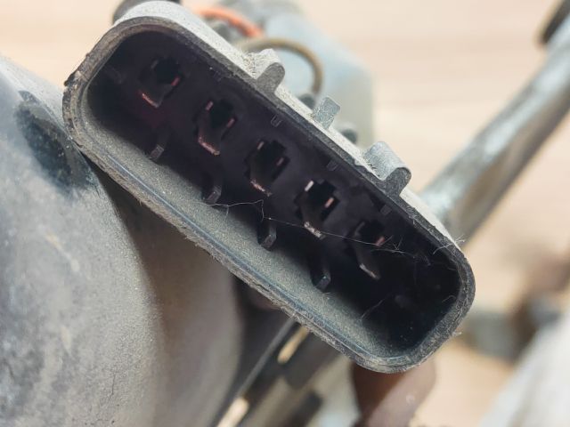 bontott OPEL ASTRA F Első Ablaktörlő Szerkezet Motorral