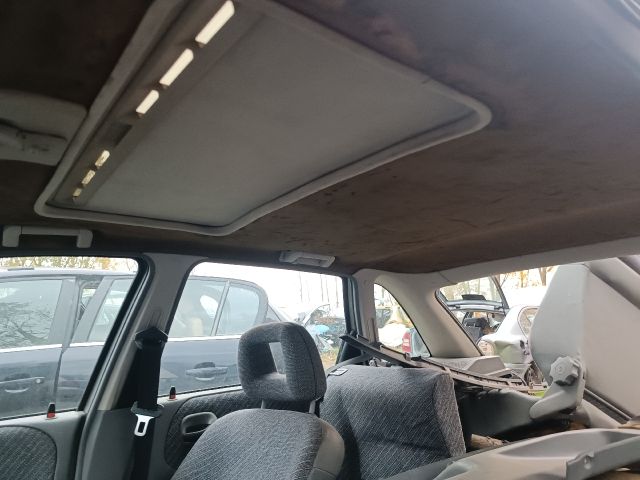 bontott OPEL ASTRA F Első Hamutartó