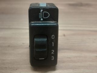 bontott OPEL ASTRA F Fényszórómagasság Állító Kapcsoló