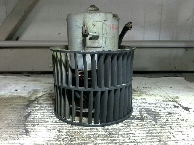 bontott OPEL ASTRA F Fűtőmotor (Klímás)