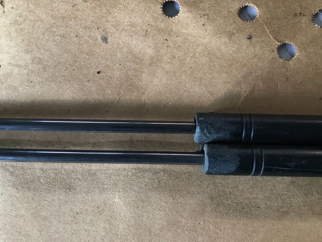 bontott OPEL ASTRA F Gázrugós Kitámasztó Teleszkóp Pár Csomagtérajtó