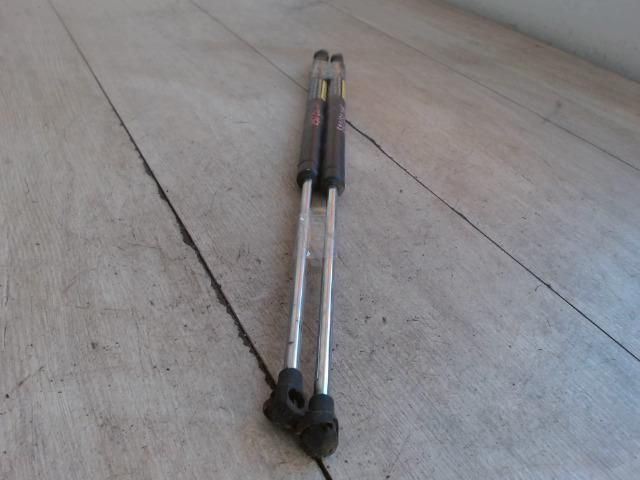 bontott OPEL ASTRA F Gázrugós Kitámasztó Teleszkóp Pár Csomagtérajtó