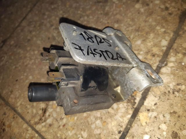 bontott OPEL ASTRA F Gyújtótrafó