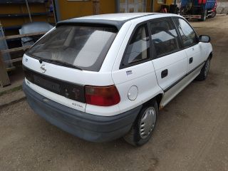 bontott OPEL ASTRA F Hátfal