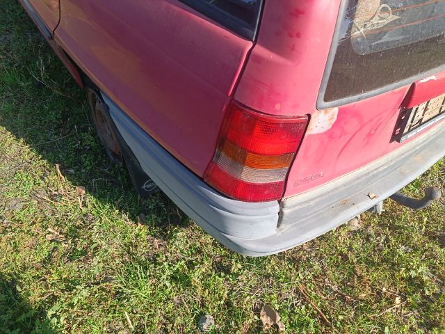 bontott OPEL ASTRA F Hátfal