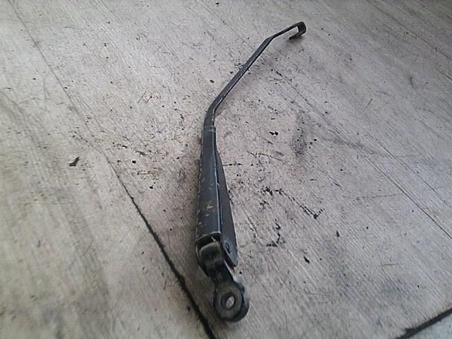 bontott OPEL ASTRA F Hátsó Ablaktörlő Kar