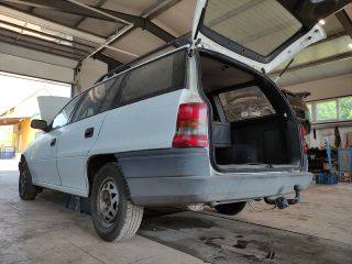 bontott OPEL ASTRA F Hátsó Ablaktörlő Kar