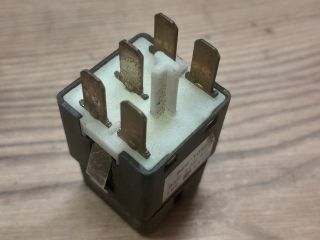 bontott OPEL ASTRA F Hátsó Ködzárófény Kapcsoló