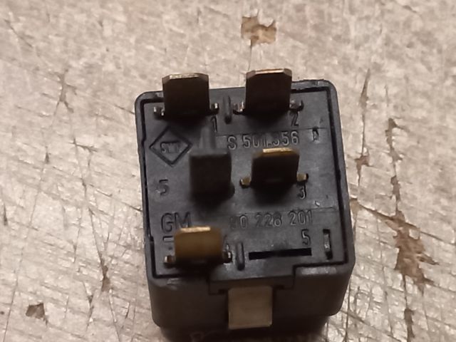 bontott OPEL ASTRA F Hátsó Ködzárófény Kapcsoló