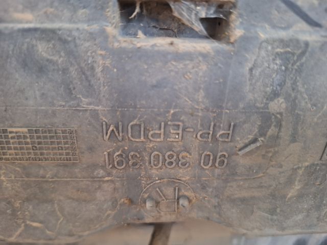 bontott OPEL ASTRA F Hátsó Lökhárító (Részeivel)