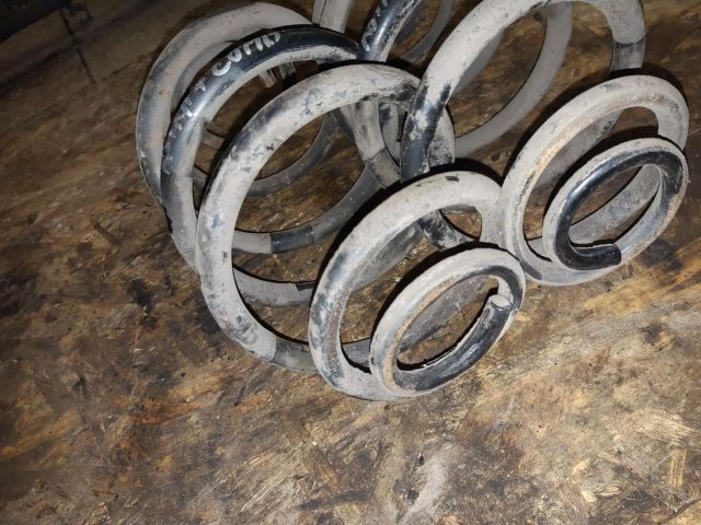 bontott OPEL ASTRA F Hátsó Rugó Pár