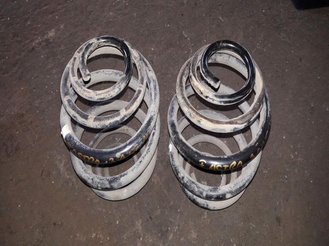 bontott OPEL ASTRA F Hátsó Rugó Pár