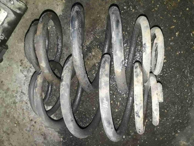 bontott OPEL ASTRA F Hátsó Rugó Pár