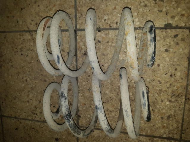 bontott OPEL ASTRA F Hátsó Rugó Pár