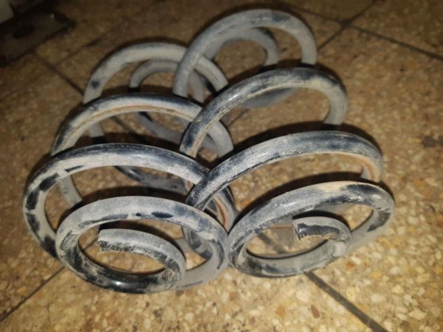 bontott OPEL ASTRA F Hátsó Rugó Pár