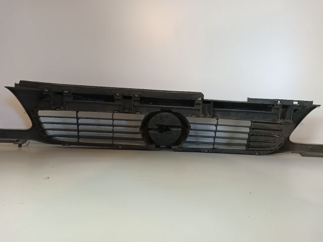 bontott OPEL ASTRA F Hűtőrács