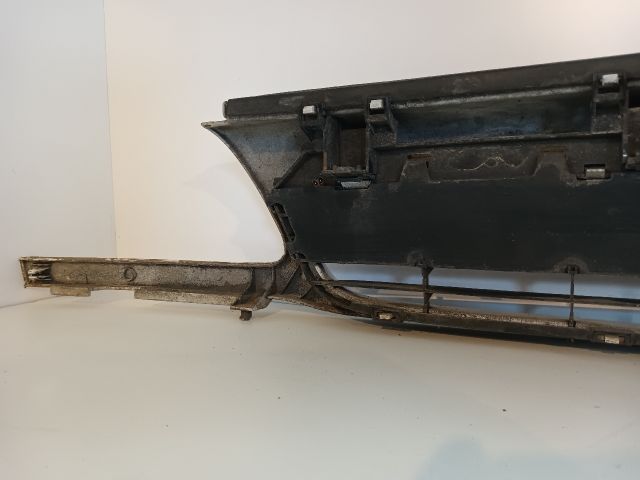 bontott OPEL ASTRA F Hűtőrács