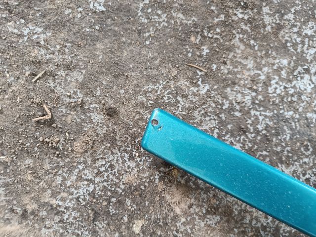 bontott OPEL ASTRA F Hűtőrács