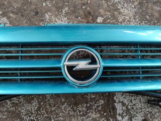 bontott OPEL ASTRA F Hűtőrács