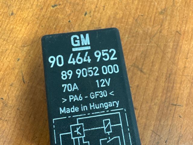 bontott OPEL ASTRA F Izzító Relé