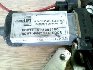 bontott OPEL ASTRA F Jobb első Ablakemelő Szerkezet (Elektromos)