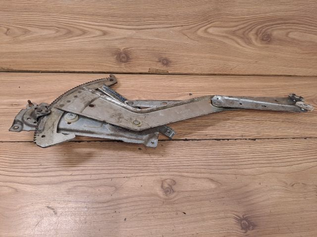 bontott OPEL ASTRA F Jobb első Ablakemelő Szerkezet (Mechanikus)