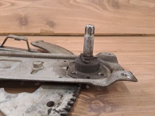 bontott OPEL ASTRA F Jobb első Ablakemelő Szerkezet (Mechanikus)