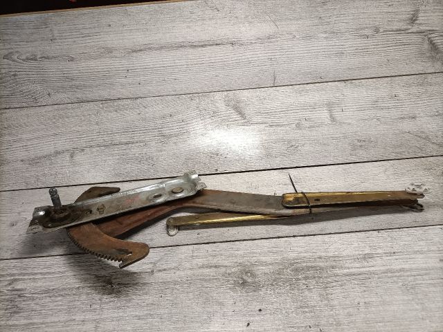 bontott OPEL ASTRA F Jobb első Ablakemelő Szerkezet (Mechanikus)